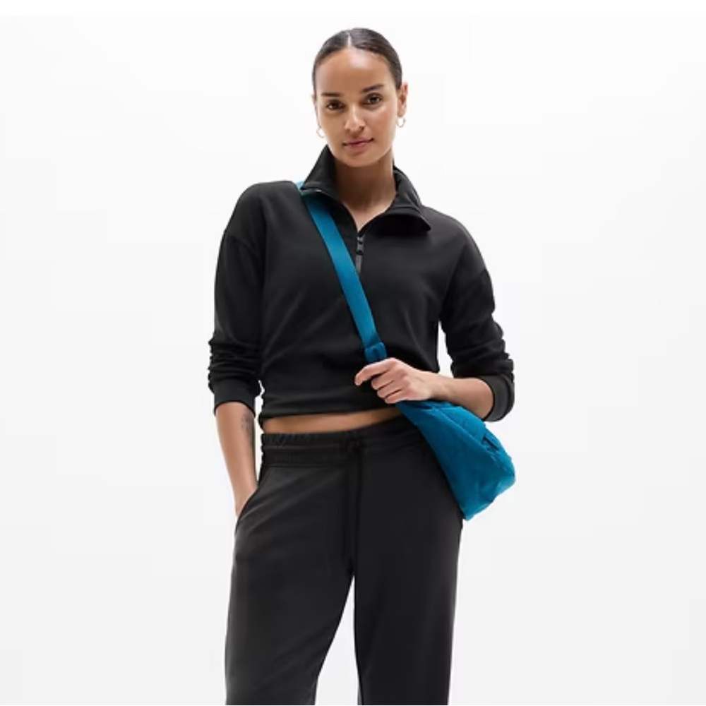 Athleta Seasoft Quarter Zip size medium - Picture 2 of 13